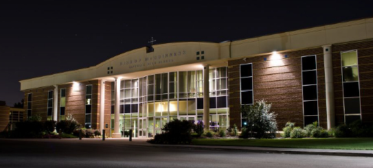 Bishop McGuinness Catholic High School-麦克吉尼斯高中